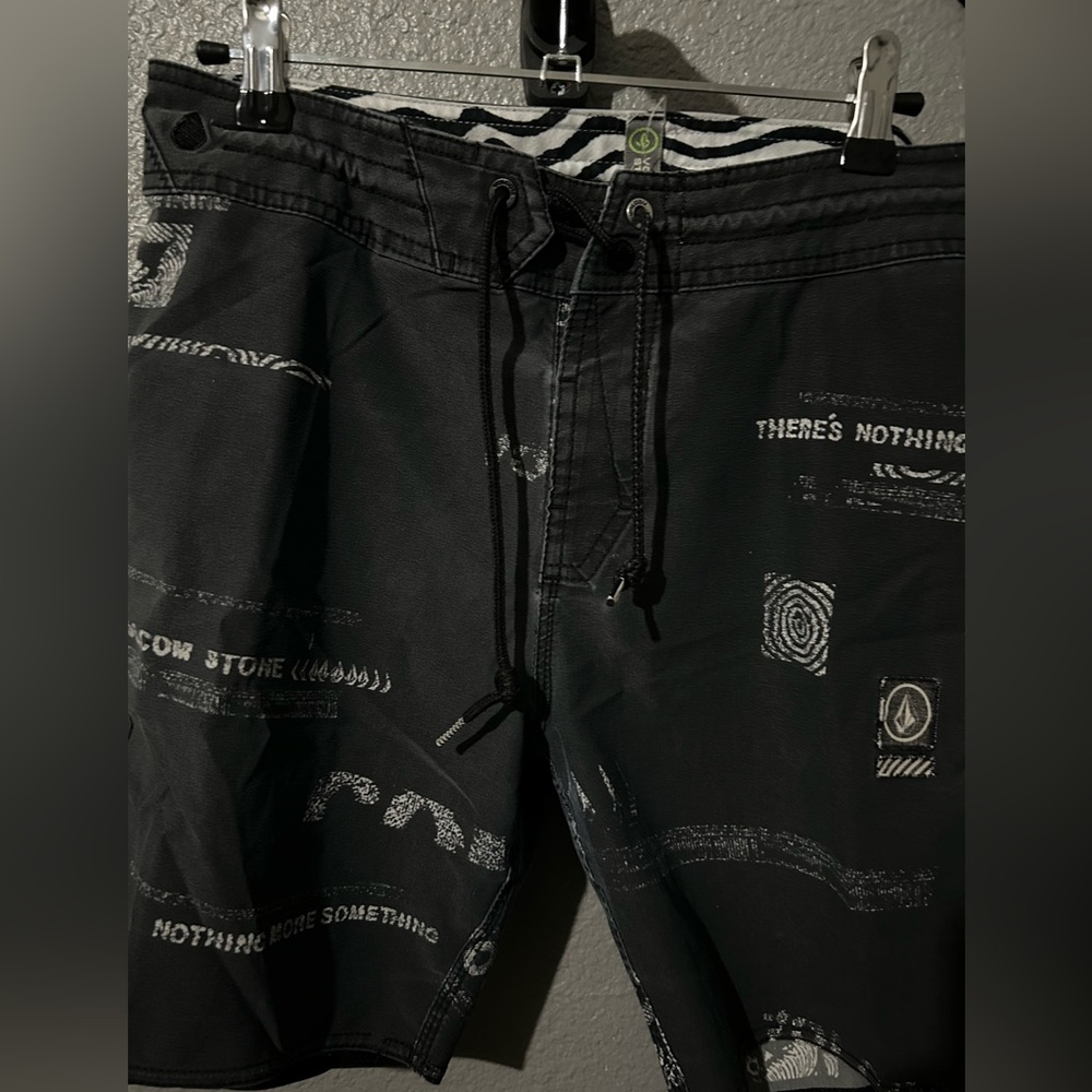 Volcom graphic boardshorts